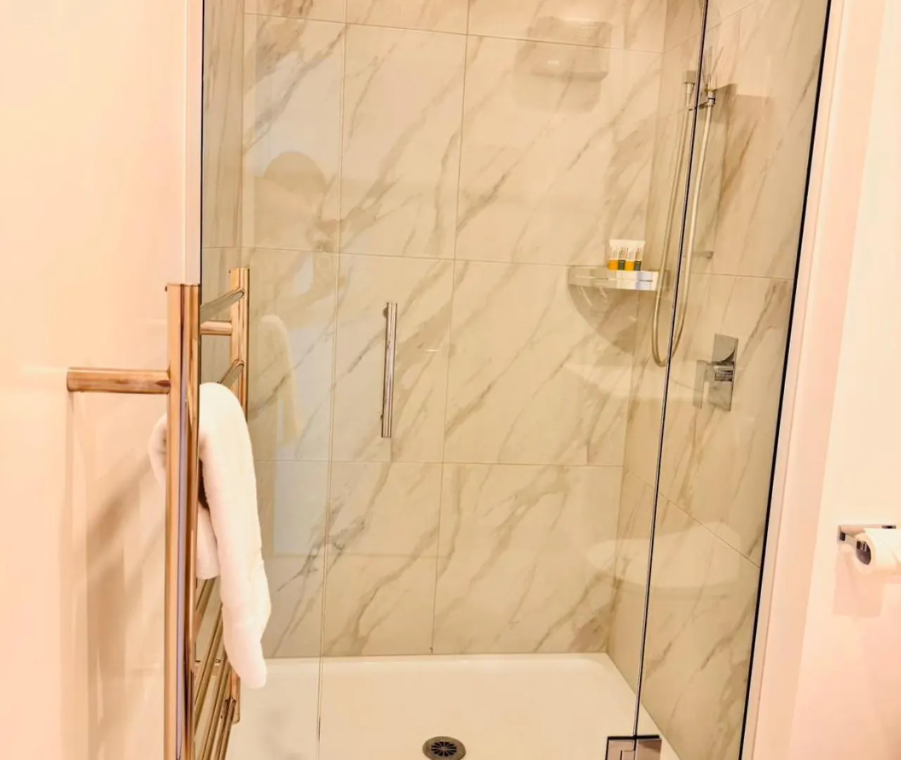City Stadium Stay Cbd Apartment A, Chc كريستتشيرش