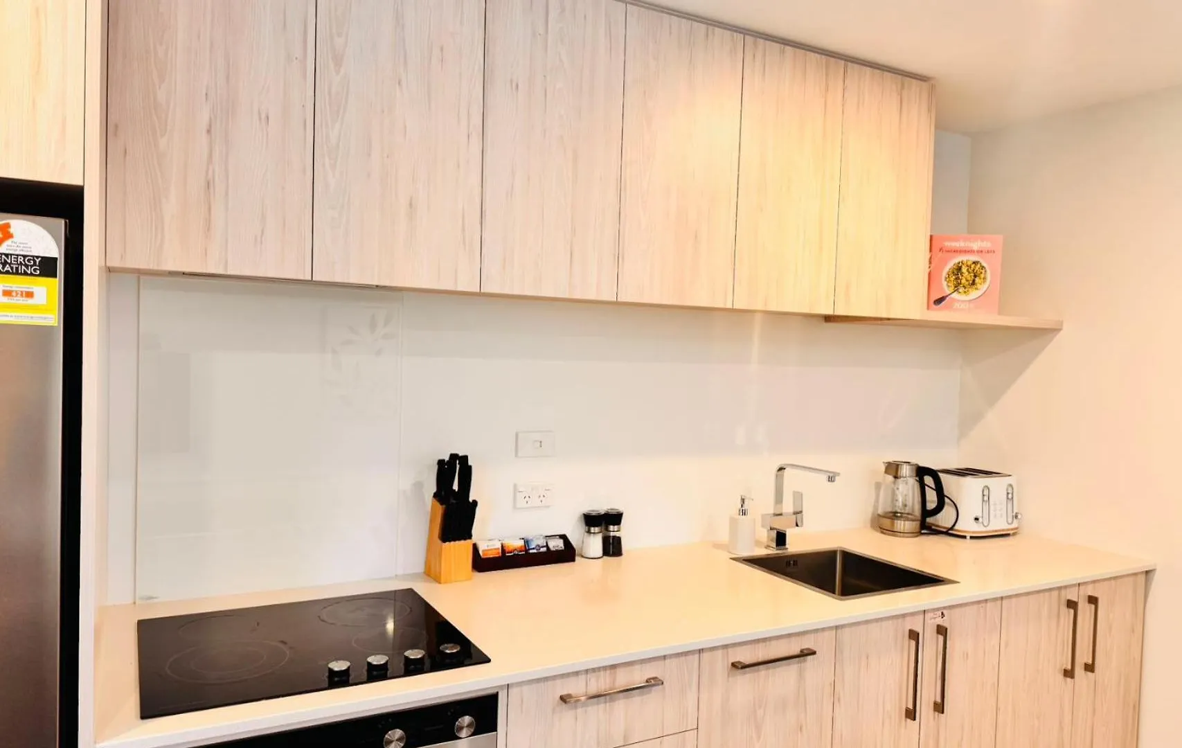 City Stadium Stay Cbd Apartment A, Chc クライストチャーチ ニュージーランド